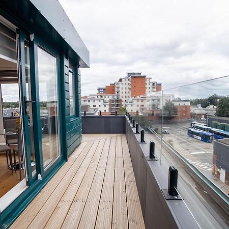 斯劳Two Bed Flat With Wrap Around Terrace Near Legoland, Windsor, Tube Station公寓 外观 照片